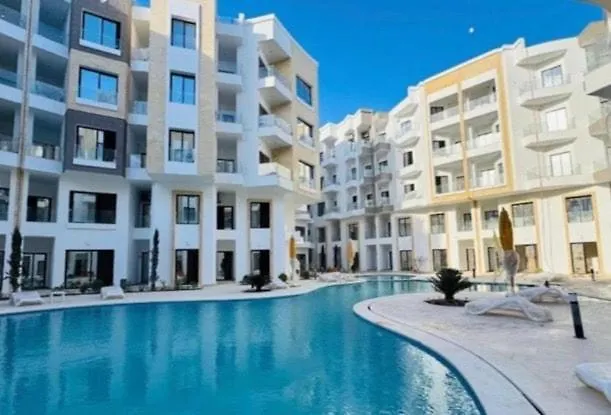 شقة 5stars Hd 6 Swimming Pools Available *
