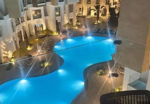 5stars Hd 6 Swimming Pools Available شقة الغردقة